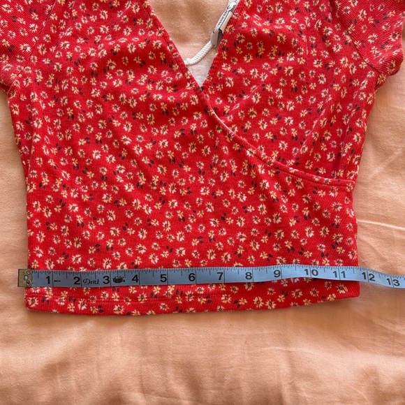 Red Floral Wrap Crop-Top from Arizona Jean Co. - Picture 4 of 8